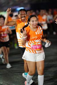 BIB: 27327
                            <button type="button" onclick="openModal(23075103)" class="btn btn-primary btn-sm float-right btn-popup" data-toggle="modal" data-target=".modal-high-quality">
                        <i class="fas fa-shopping-cart"></i> Add to Cart
                    </button>
                                            <button type="button" onclick="isThisMe(23075103, true)" class="btn btn-success btn-sm float-right btn-popup btn-isme hidden" data-toggle="tooltip" data-placement="bottom" title="นี่คือรูปของคุณใช่ไหม คลิกที่นี่เพื่อเอาเข้าอัลบั้ม">
                        <i class="fas fa-plus"></i> Add to album
                    </button>
                    <button type="button" onclick="isThisMe(23075103, false)" class="btn btn-warning btn-sm float-right btn-popup btn-isnotme hidden">
                        <i class="fas fa-ban"></i> Remove from album
                    </button>